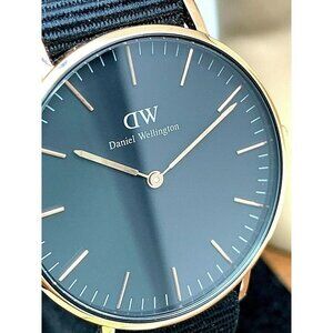 Daniel Wellington Women's Watch Quartz Rose Gold 36mm Black Dial Nylon Strap